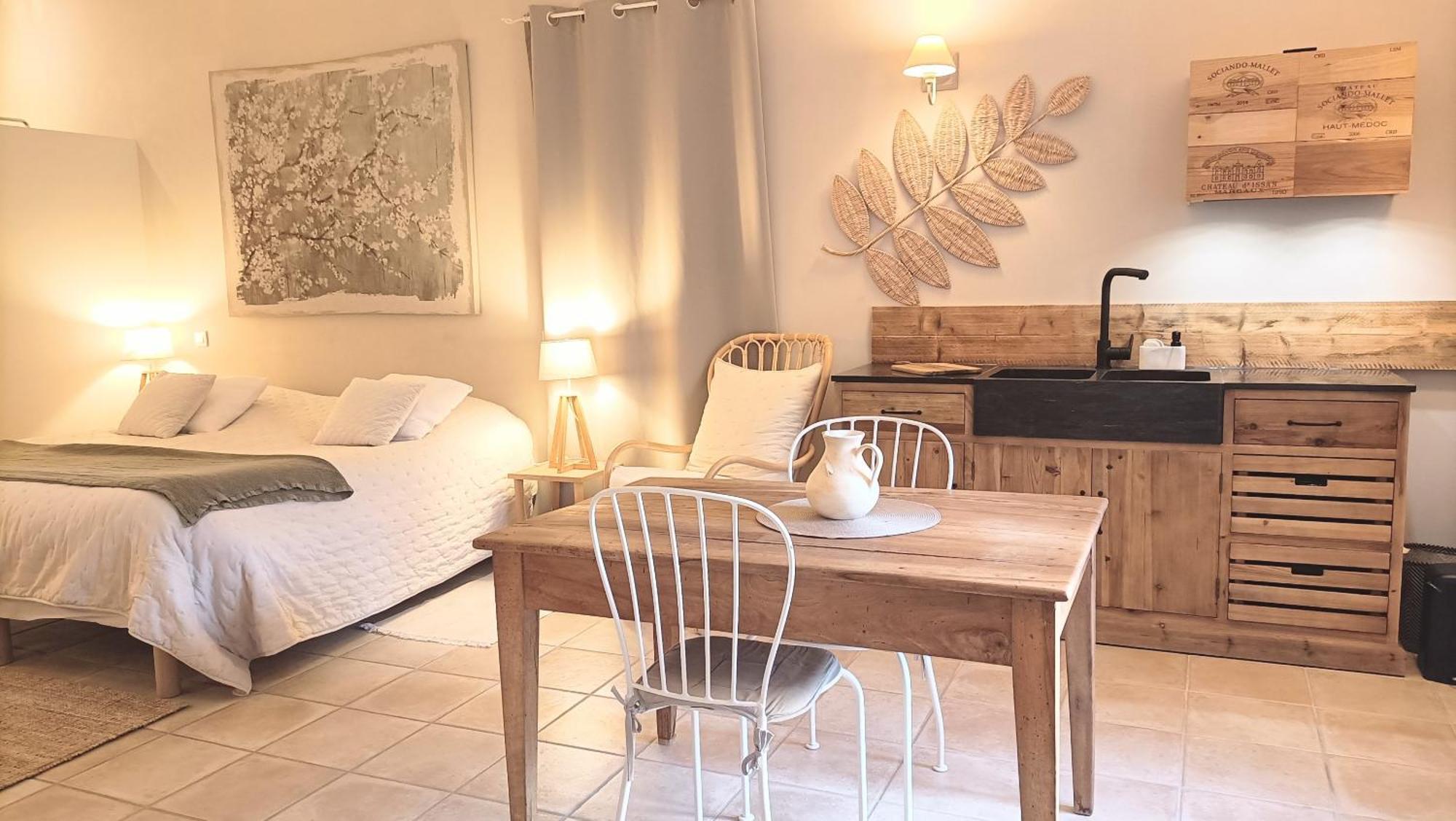 La Ferme Les Eybrachas Otel Réauville Oda fotoğraf