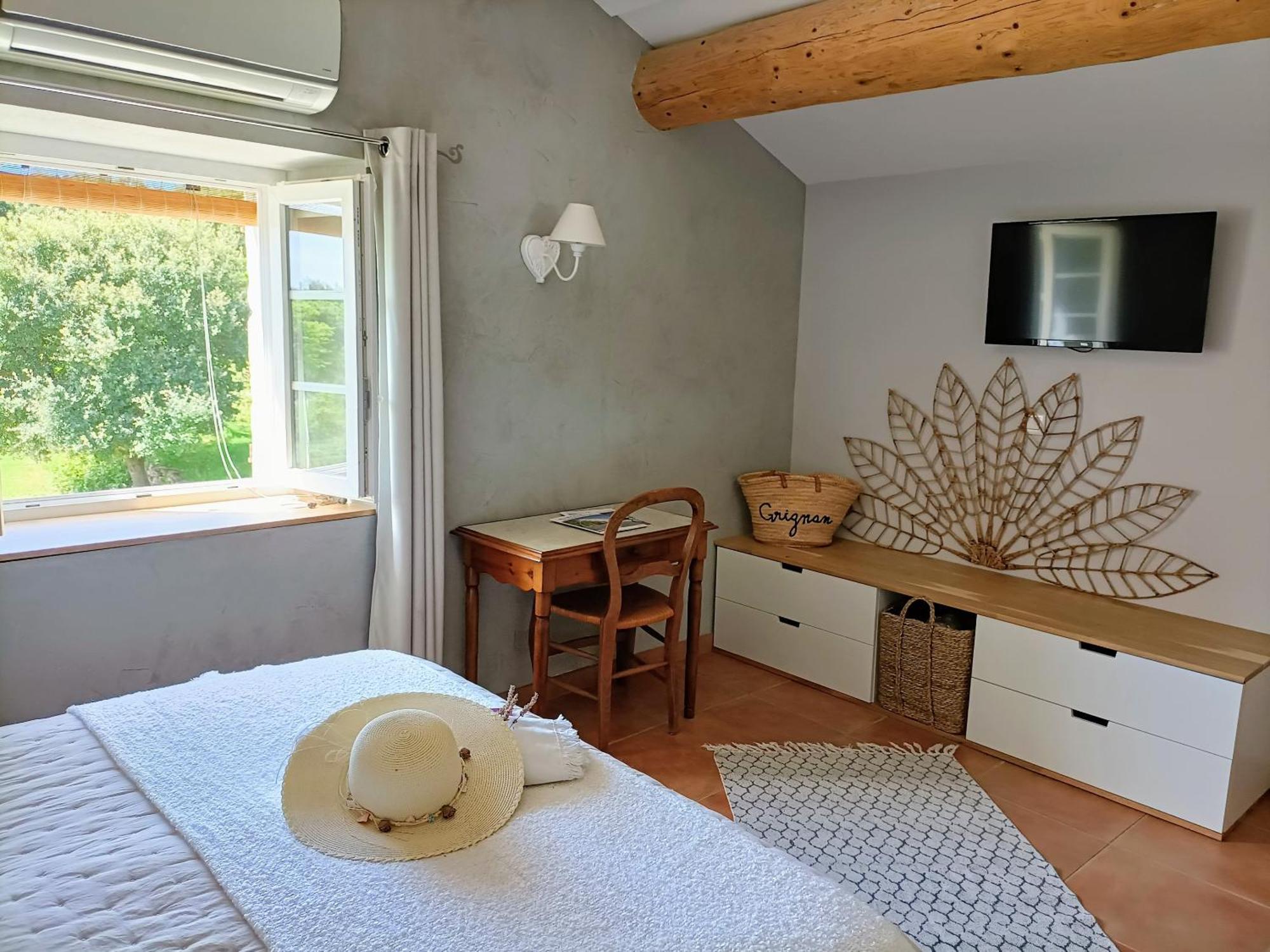 La Ferme Les Eybrachas Otel Réauville Oda fotoğraf